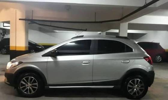 CHEVROLET ONIX 1.4 MPFI ACTIV 8V FLEX 4P AUTOMÁTICO